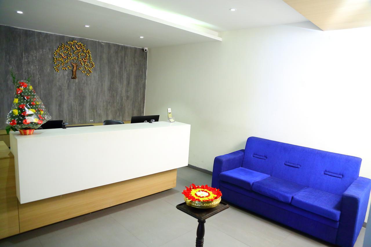 Abhayaa Hotel Visakhapatnam Exteriör bild